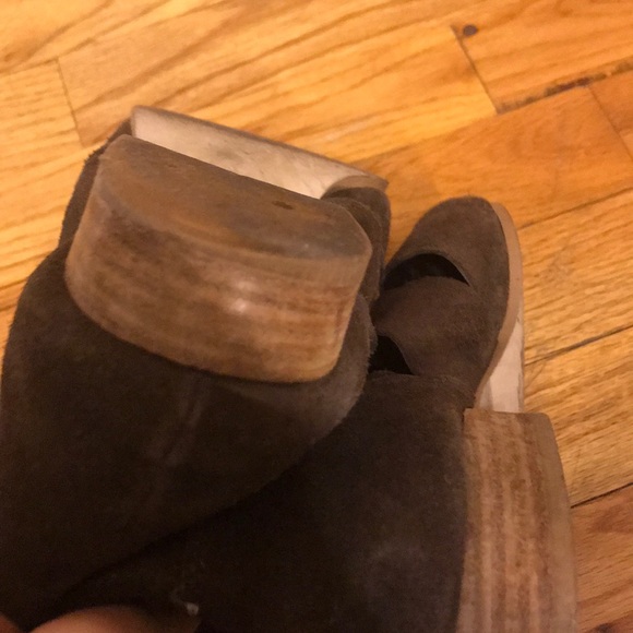 A.P.C boho spring transitional booties. - Picture 6 of 7